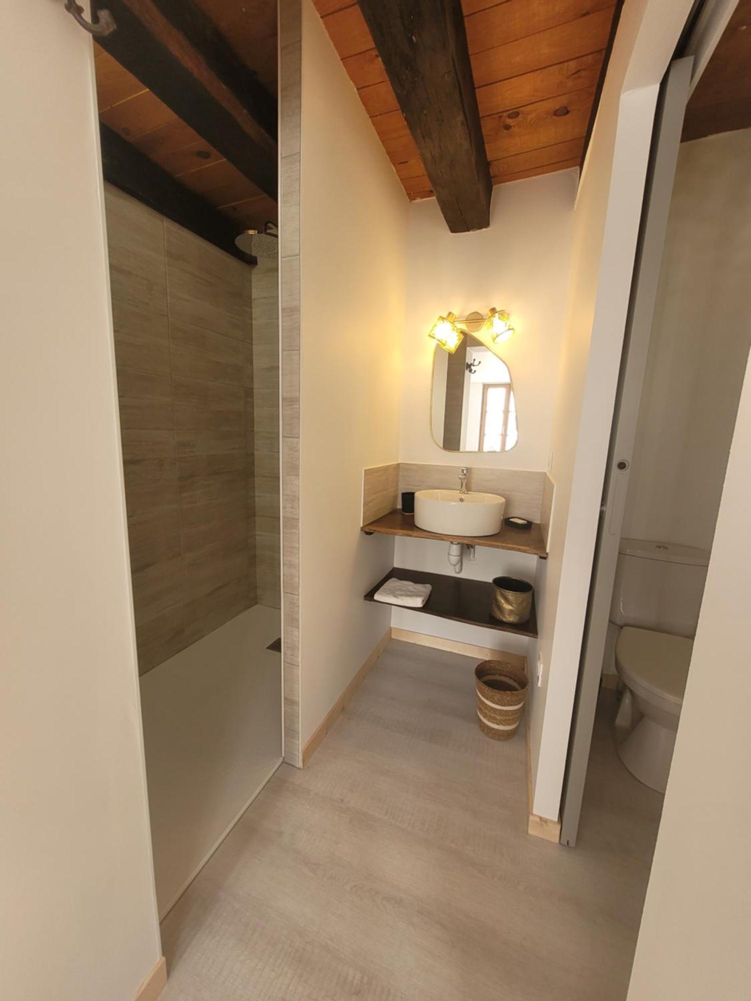 Lekker Slaap Hotel Parthenay Ngoại thất bức ảnh