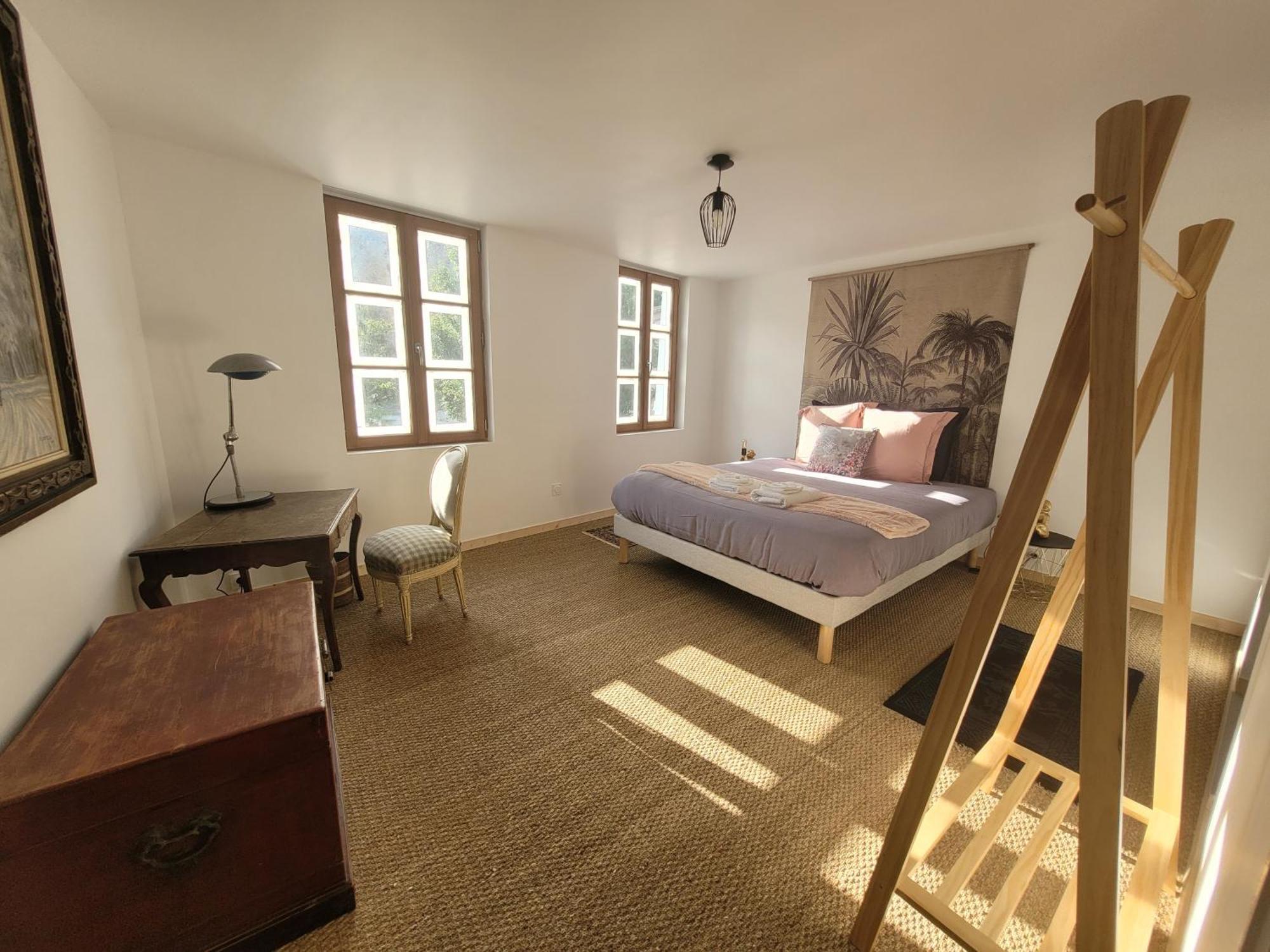 Lekker Slaap Hotel Parthenay Ngoại thất bức ảnh